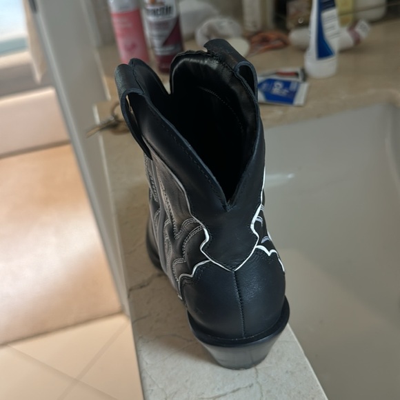 Reformation Otto Mini Western Boot - Picture 4 of 9